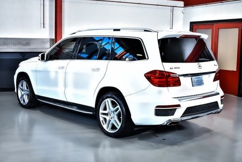 2015 Mercedes-Benz GL550 4Matic SUV 4,7L V8 (7 seat) In vendita (immagine 17 di 93)