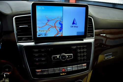 2015 Mercedes-Benz GL550 4Matic SUV 4,7L V8 (7 seat) In vendita (immagine 34 di 93)