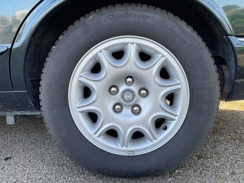 1997 Jaguar X308 XJ8 4L Sovereign LWB till salu (bild 15 av 145)