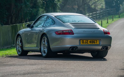 2004 Porsche 997.1 911 Carrera 2 3.8L S For Sale (picture 15 of 187)