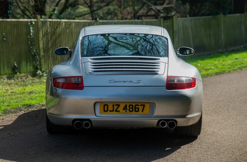2004 Porsche 997.1 911 Carrera 2 3.8L S For Sale (picture 17 of 187)