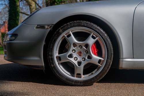 2004 Porsche 997.1 911 Carrera 2 3.8L S For Sale (picture 48 of 187)