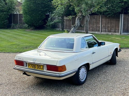 1989 Mercedes-Benz 300 SL Auto R107 For Sale (picture 10 of 166)