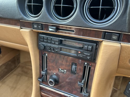 1989 Mercedes-Benz 300 SL Auto R107 For Sale (picture 52 of 166)