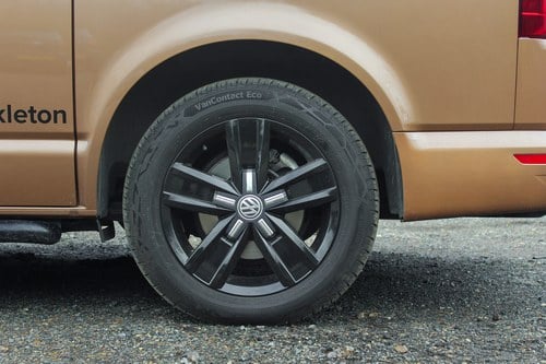 2022 Volkswagen T32 Transporter Highline TDI 4Motion Camper Conversion For Sale (picture 23 of 172)