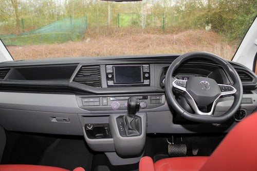 2022 Volkswagen T32 Transporter Highline TDI 4Motion Camper Conversion For Sale (picture 26 of 172)