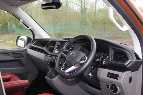 2022 Volkswagen T32 Transporter Highline TDI 4Motion Camper Conversion For Sale (picture 41 of 172)