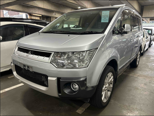 2014 4X4 Mitsubishi Delica D5 2.2 TURBO DIESEL - 62600 miles VENDUTO