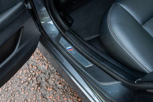 2016 BMW F10 520D M Sport Te koop (foto 34 van 121)