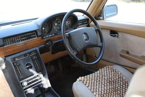 1974 Mercedes-Benz W116 450SE In vendita (immagine 37 di 371)
