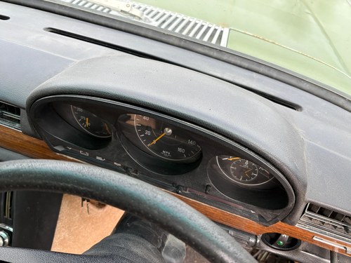 1974 Mercedes-Benz W116 450SE In vendita (immagine 60 di 371)