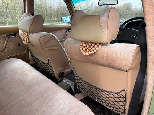 1974 Mercedes-Benz W116 450SE In vendita (immagine 101 di 371)