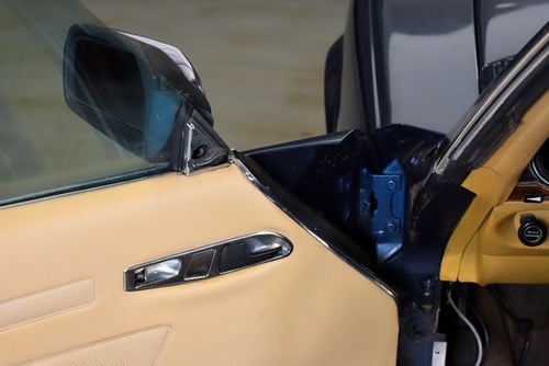 1982 Mercedes-Benz R107 380SL Convertible 3.8L V8 till salu (bild 36 av 86)