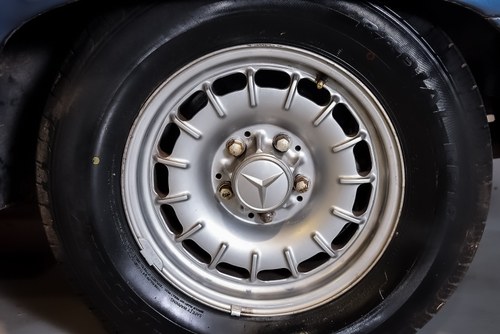 1982 Mercedes-Benz R107 380SL Convertible 3.8L V8 till salu (bild 66 av 86)