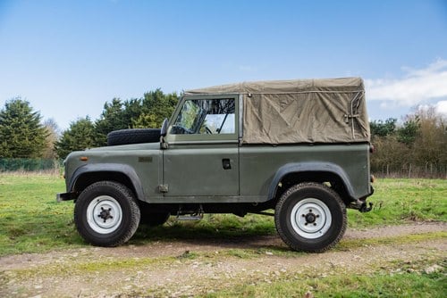 1986 Land Rover Ninety EX-Military till salu (bild 2 av 198)