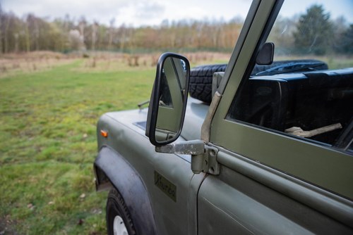 1986 Land Rover Ninety EX-Military till salu (bild 155 av 198)