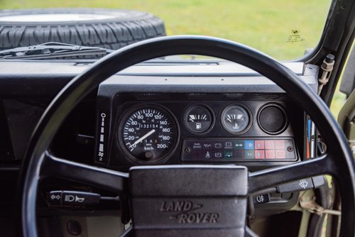 1986 Land Rover Ninety EX-Military till salu (bild 38 av 198)