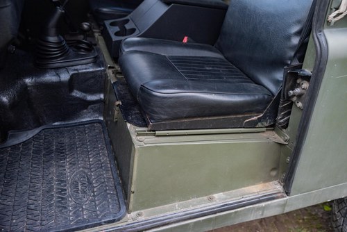 1986 Land Rover Ninety EX-Military till salu (bild 54 av 198)