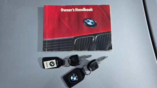 1990 BMW 325i Cabriolet (E30) till salu (bild 112 av 114)