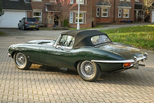1969 Jaguar E-Type Series 2 OTS RHD à venda (imagem 15 de 125)