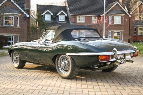 1969 Jaguar E-Type Series 2 OTS RHD à venda (imagem 16 de 125)