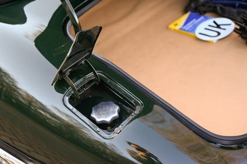 1969 Jaguar E-Type Series 2 OTS RHD à venda (imagem 48 de 125)