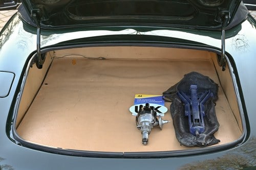 1969 Jaguar E-Type Series 2 OTS RHD à venda (imagem 49 de 125)