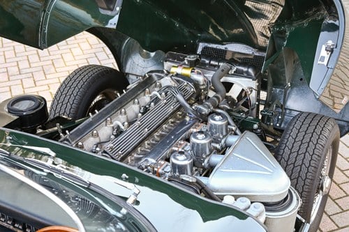 1969 Jaguar E-Type Series 2 OTS RHD à venda (imagem 73 de 125)