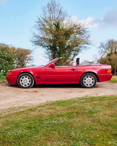 1993 Mercedes-Benz 320SL (R129) For Sale (picture 6 of 360)