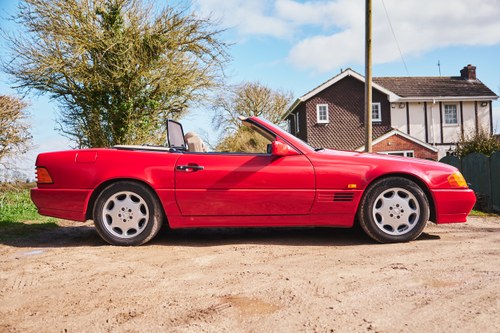 1993 Mercedes-Benz 320SL (R129) For Sale (picture 10 of 360)