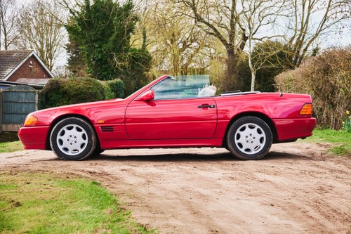 1993 Mercedes-Benz 320SL (R129) For Sale (picture 17 of 360)