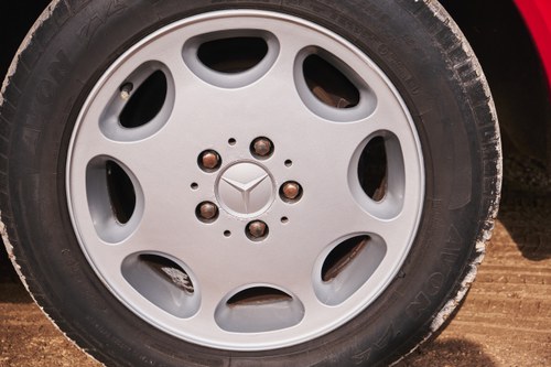 1993 Mercedes-Benz 320SL (R129) For Sale (picture 175 of 360)