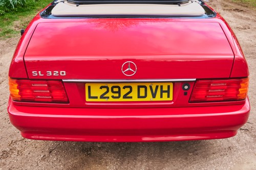 1993 Mercedes-Benz 320SL (R129) For Sale (picture 203 of 360)