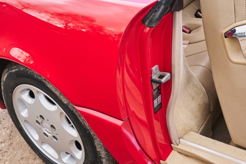 1993 Mercedes-Benz 320SL (R129) For Sale (picture 102 of 360)