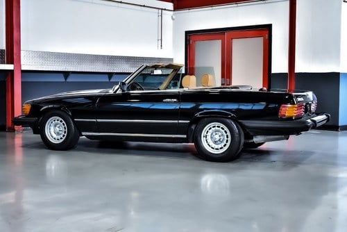 1983 Mercedes-Benz R107 500SL Convertible 5,0L V8 à venda (imagem 20 de 105)