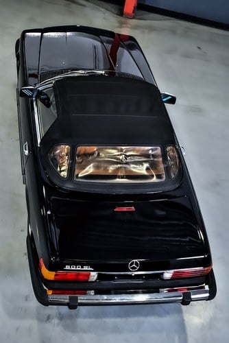 1983 Mercedes-Benz R107 500SL Convertible 5,0L V8 à venda (imagem 29 de 105)