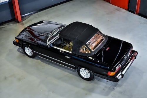 1983 Mercedes-Benz R107 500SL Convertible 5,0L V8 à venda (imagem 30 de 105)
