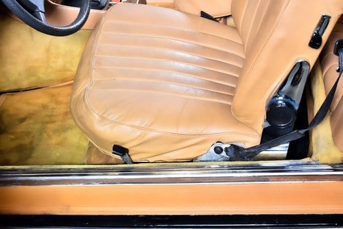 1983 Mercedes-Benz R107 500SL Convertible 5,0L V8 à venda (imagem 42 de 105)