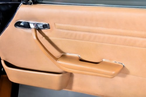 1983 Mercedes-Benz R107 500SL Convertible 5,0L V8 à venda (imagem 49 de 105)