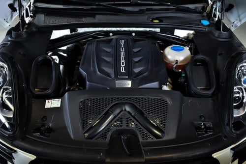 2015 Porsche Macan S 3,0L Twin Turbo V6 In vendita (immagine 96 di 98)