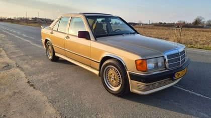 Mercedes 190 E 2.3