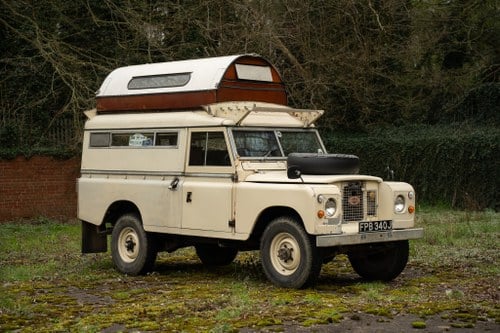 1971 Land Rover Series IIA 109" Searle Carawagon zum Verkauf (Bild 2 von 156)