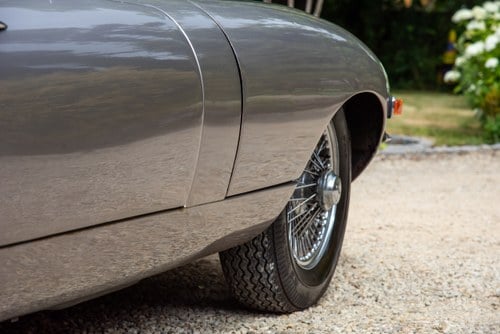 1969 Jaguar E-Type Series 2 OTS à vendre (picture 85 of 203)
