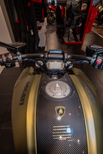 2023 Ducati Diavel 1260 Lamborghini zum Verkauf (Bild 14 von 30)