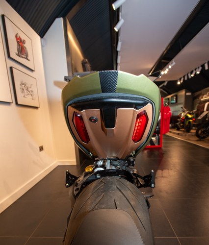 2023 Ducati Diavel 1260 Lamborghini zum Verkauf (Bild 22 von 30)