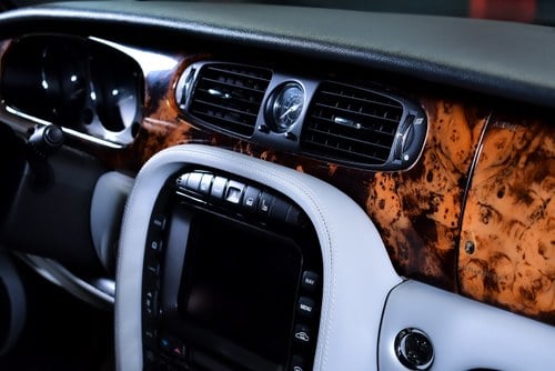 2004 Jaguar XJR 4.2 V8 X350 For Sale (picture 45 of 98)