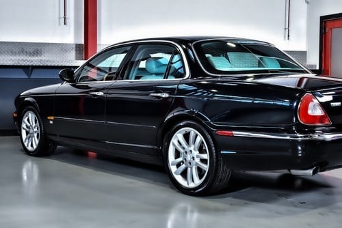 2004 Jaguar XJR 4.2 V8 X350 For Sale (picture 86 of 98)
