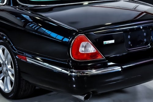 2004 Jaguar XJR 4.2 V8 X350 For Sale (picture 87 of 98)