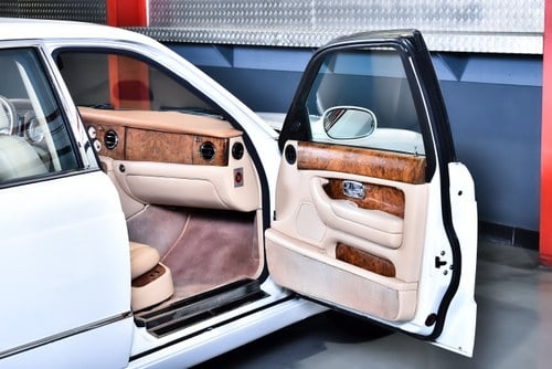 1999 Bentley Arnage Saloon 4,4L V8 "Green Label" For Sale (picture 36 of 102)