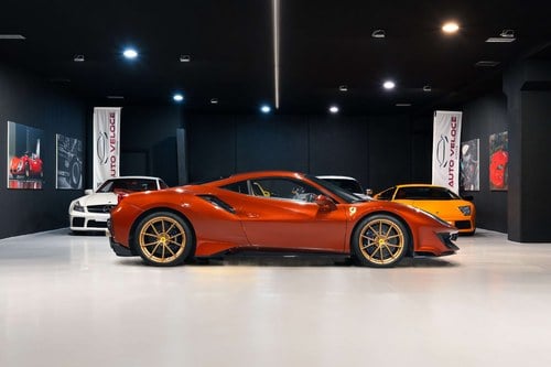 Imagem 2 de 2020 Ferrari 488 Pista